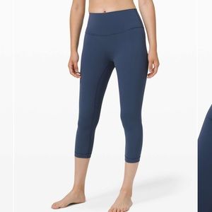 Lululemon Wunder Under Crop (High-Rise) *Full-On Luxtreme 21" size 6